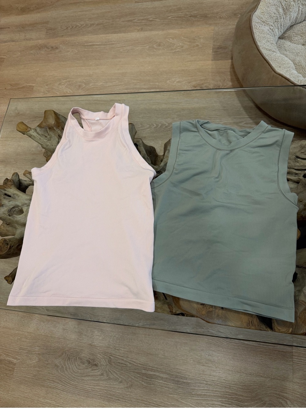 Athleta Set of 2 tank tops
